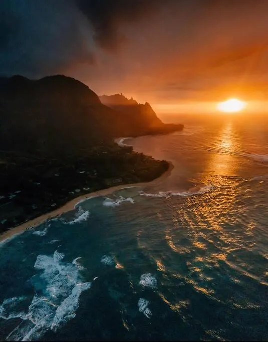 Апарт-отель Luxury Gem At Kauai Beach Resort & Spa Лихуэ